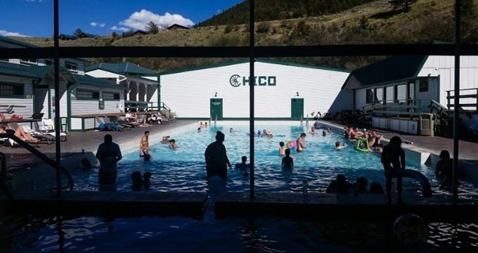 Chico Hot Springs Resort And Day Spa