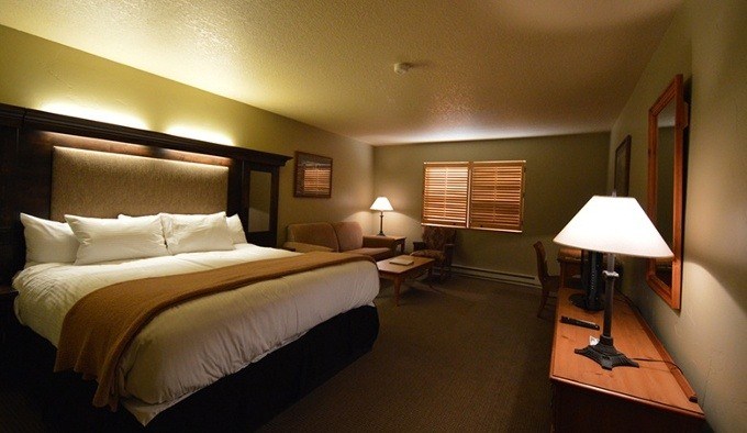 Hotel Lodging Rooms